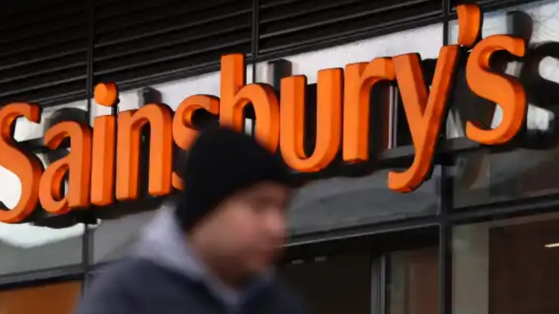 SHAKE UP Sainsburys to make major change in all big supermarkets and cut 3000 jobs