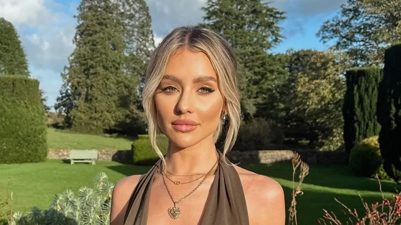 Tina Stinnes more recently in glam snap uploaded to Instagram
